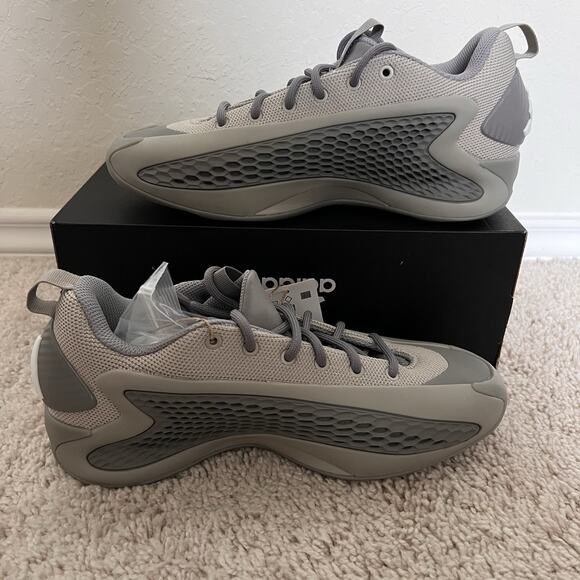 adidas Anthony Edwards 1 Low Top Basketball Sneakers Gray JS1769 Size 6.5 NWT